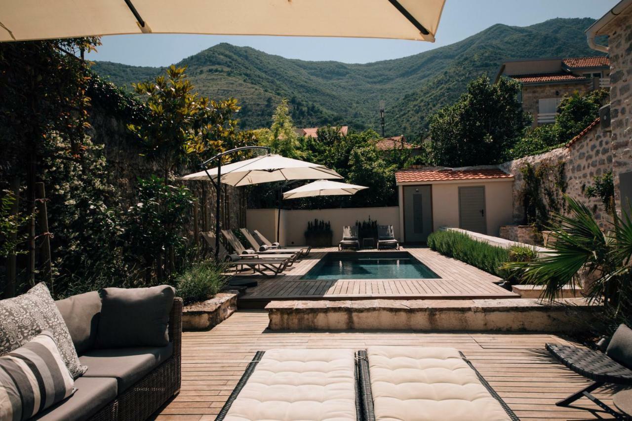 Bed and Breakfast Palazzo Sbutega Kotor Exterior foto